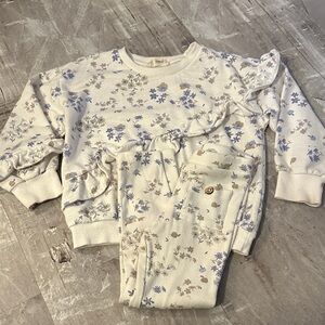 Jessica Simpson Cream Floral Ruffle Set